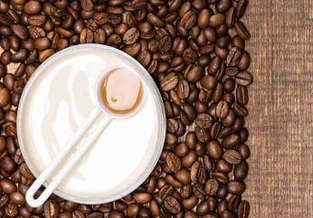 Tác dụng của caffeine - "cà phê" đối với làn da